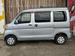 便利なハイゼットバン4WDが入荷しました。