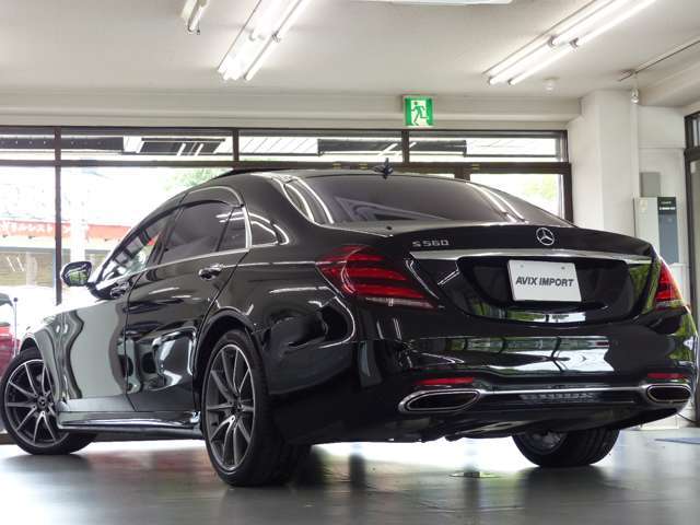 リモートドアロック＆アンロック・駐車位置検索を含むMercedes me connect搭載車！！　専門店ならではの1台！！　禁煙車　取説・記録簿付き　もちろん修復歴御座いません！！