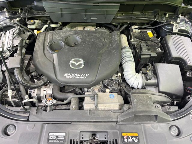 親切・丁寧な専門メカニックスタッフが応対！・車検・点検整備・事故等の修理などアフターサービスも安心。お車のカスタマイズもネクステージのサービススタッフまでご相談ください！