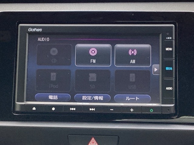 純正ナビです。AM/FM、CDはもちろんBluetoothでお好きな音楽お楽しみいただけます。