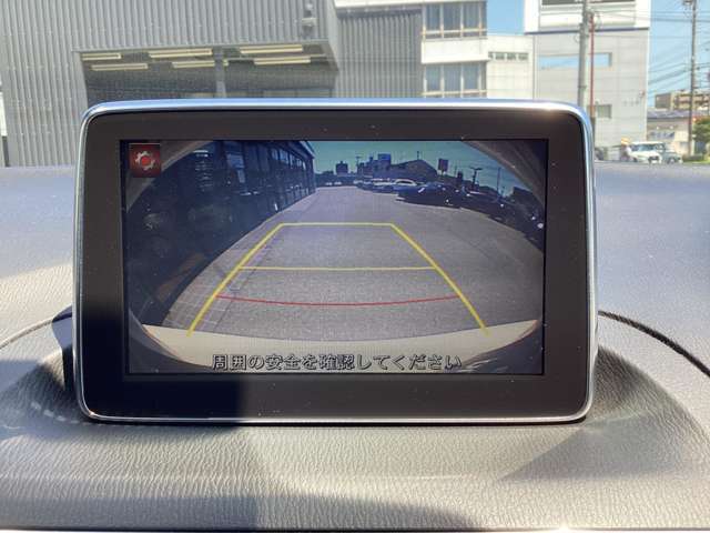 便利なバックカメラ搭載で、後方確認も安心です♪わかりやすいガイドライン付き♪