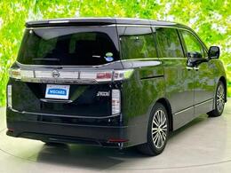 全国に店舗を展開しているのでどこでもお取り寄せが可能です！この車が気になるけど遠方だから・・・と諦める必要はありません！※別途陸送費が必要です。