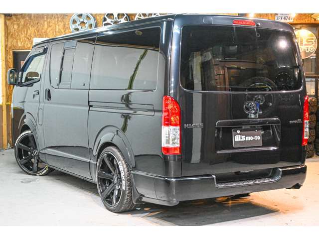 ナローは取り回し◎。日本の狭い道路事情にマッチしたスマートなフットワークが魅力です。