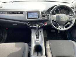 【インパネ全体】全方位で視界が広く、高い目線で運転もしやすいです！