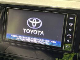 【純正ナビ】人気の純正ナビを装備。オーディオ機能も充実しており、Bluetooth接続すればお持ちのスマホやMP3プレイヤーの音楽を再生可能！毎日の運転がさらに楽しくなります！！