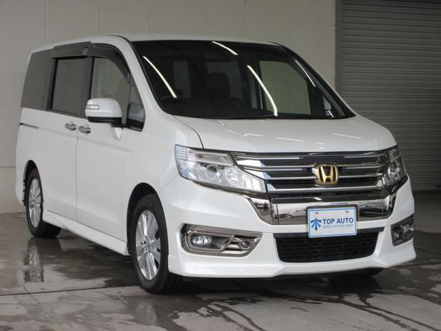 【装備品多数のお車】 アラウンドビューモニター（全周囲カメラ）・アダプティブクルーズコントロール・ブレーキアシスト・ブラインドスポット・サンルーフ・MT車なども専門だからこその在庫数で選べます♪