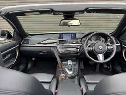 BMWならではの機能美に拘ったインテリアです。