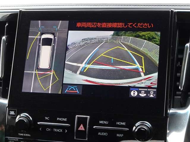 バックガイドモニターを装備してます、車庫入れもラクラクです。パノラミックビューモニターを搭載しています、上からの画像も表示されます。