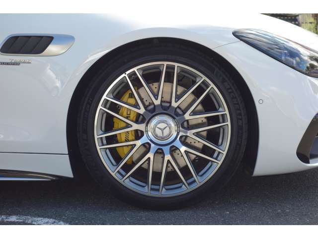 AMG21インチアルミ