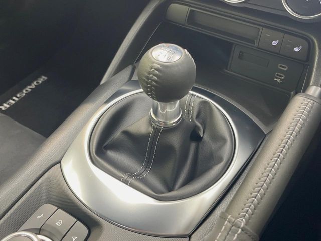 【フロア6速MT】走りの6速MT！！スポーティーな走行をお楽しみいただけます♪