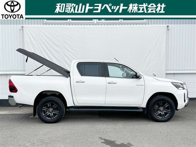 荷室カバーを開いた状態です！