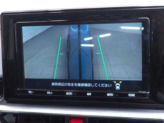 サイドカメラからの様子です。車両側面の見えにくいところを映してくれます。