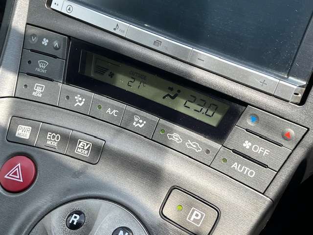 気になるお車があれば、今すぐ無料通話ダイヤル　0078-6002-687947　（携帯・PHS可）　ぜひお問い合わせお待ちしております！