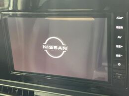 【大画面ナビ】人気の大型9インチナビを装備。存在感のある大画面はインパクト大！ナビ利用時のマップ表示は見やすく、テレビやDVDは臨場感がアップ！いつものドライブがグッと楽しくなります♪