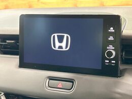 【9インチ　ホンダコネクトディスプレイ】視認性の高い大画面ディスプレイでナビの使用や、お持ちのスマートフォンと連携したbluetoothでの音楽再生が可能です♪