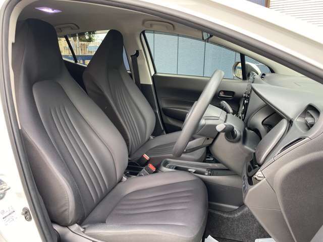 ☆毎月の新規入庫車両は約50台ございます！その中から厳選された車両だけを展示しております。総在庫数は40台以上ございますので、軽から1BOX＆輸入車に至るまでお任せ下さい！あなたの1台が見つかるはず！