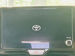 【8インチ　ディスプレイオーディオ】大画面のディスプレイはAppleCarPlayやAndroidAutoが利用可能。大きな画面でスマホナビアプリ等が利用いただけます♪