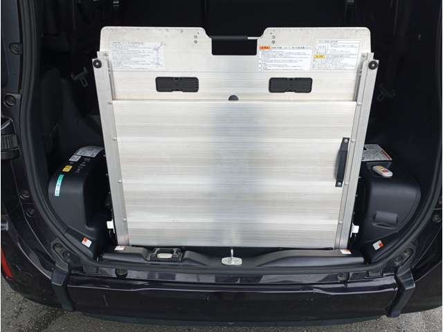 福祉車両のみ100台以上展示！静岡から良質な福祉車両を全国に。福祉車両ヤマシタオート