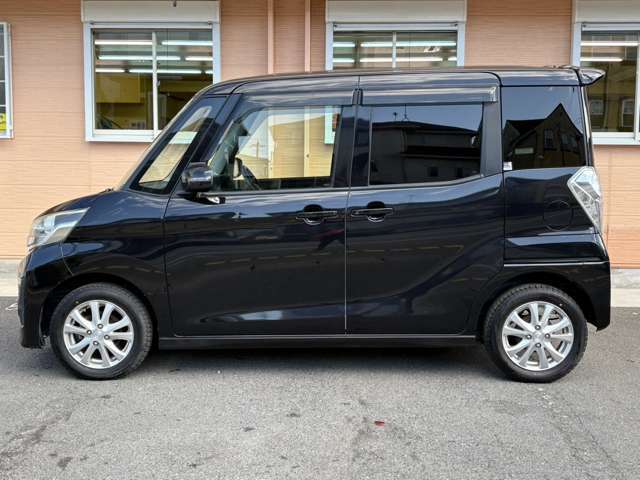 当店では、全てのお車を専用の機械を使って磨き仕上げを行います♪ご納車時はツヤもありピカピカの状態です♪最後に撥水コートもかけるので雨の日が楽しみになります♪