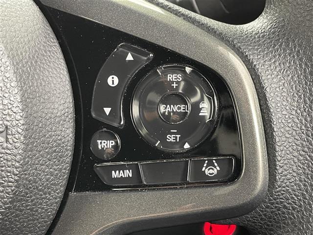 【運転席操作部】快適なドライブを楽しむための機能が装備されています！運転席から触れるので、使いやすいです！除菌プランいれていただくと、さらに清潔で安心していただけます！