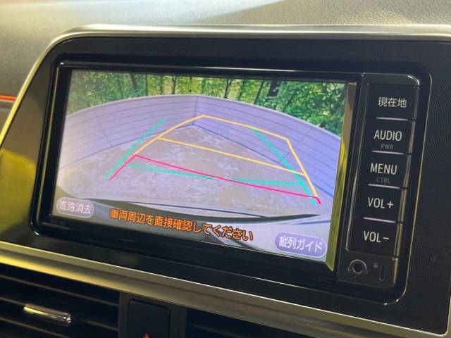 【問合せ：0749-27-4907】【バックカメラ】駐車時に後方がリアルタイム映像で確認できます。大型商業施設や立体駐車場での駐車時や、夜間のバック時に大活躍！運転スキルに関わらず、今や必須装備です。