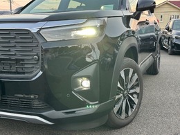 より明るく省電力、点灯忘れも防止できるオートライトコントロール機構付LEDヘッドライト装備です。フォグライトも付いています。