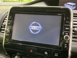 【純正9型ナビ】人気の純正ナビを装備。オーディオ機能も充実しており、Bluetooth接続すればお持ちのスマホやMP3プレイヤーの音楽を再生可能！毎日の運転がさらに楽しくなります！！