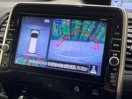 【アラウンドビューモニター】専用のカメラにより、上から見下ろしたような視点で360度クルマの周囲を確認することができます☆死角部分も確認しやすく、狭い場所での切り返しや駐車もスムーズに行えます。