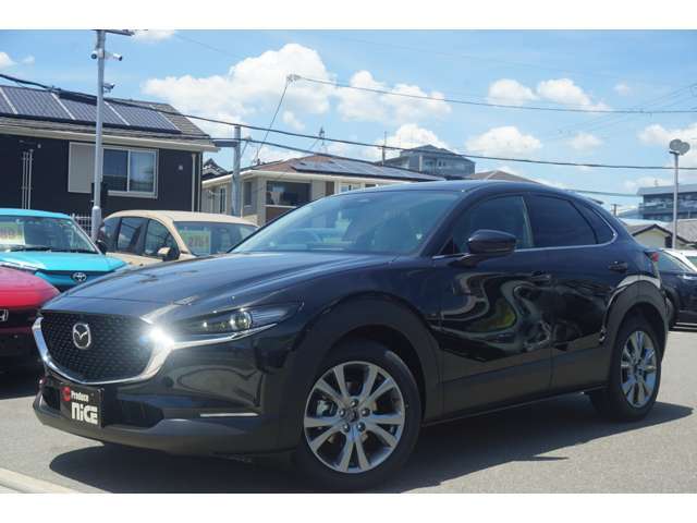 新車・未使用車専門店ならでは！新車・未使用車を大量仕入れにて、お値打ち価格でご用意しております。