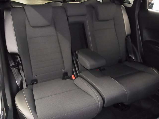 ご納車前のボディガラスコーティングも専門の業者が常駐しておりクオリティの高いコーティングを低価格にてご提供しております♪