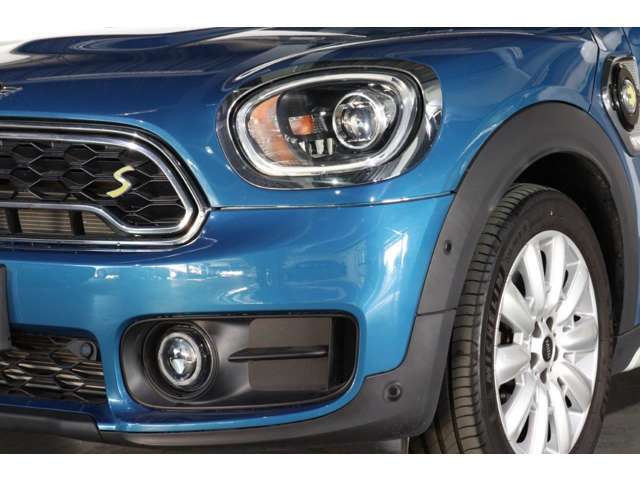 お車や各種ファイナンスプログラム、保証プログラム、お客様お一人お一人に最適なご案内をさせて頂けるよう準備してスタッフ一同お待ち申し上げております。