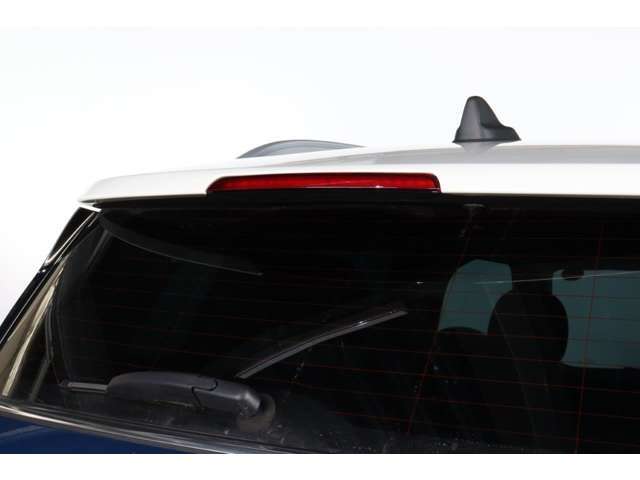 ご納車後は、日本全国のMINI正規ディーラーにて保証整備、一般整備、点検整備、車検整備をお受けいただけますのでご安心下さい。