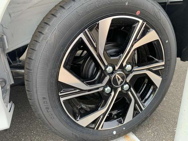 お客様へわかりやすいご説明を心がけております。お車のご購入が初めての方など是非ご相談下さい★