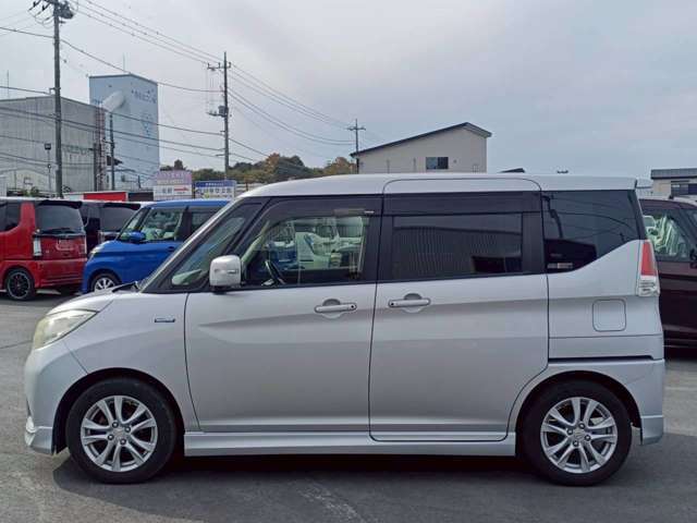 ■クルマ選びはVita Auto野田店で！この時期にお買い得な1台を是非♪お客様のお車をプロの見立てでより良い1台をプロデュースします！是非一度お店に遊びに来てください☆04-7185-6309