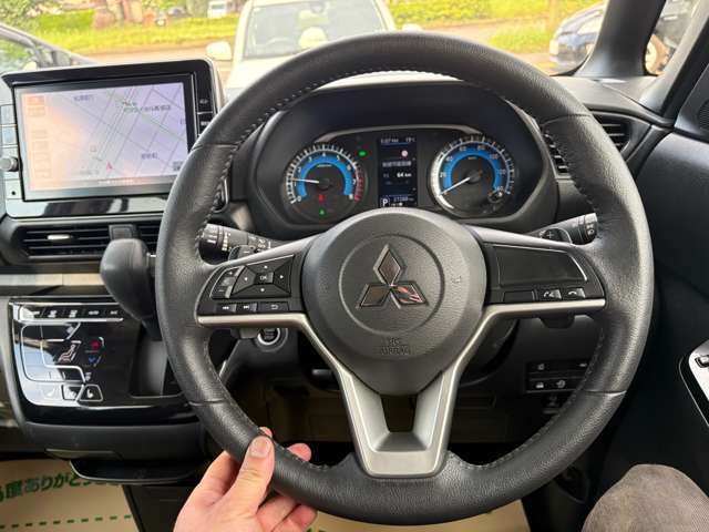 エンジンオイルなどの消耗品もしっかりとチェック、交換が必要であれば交換してお渡しします。