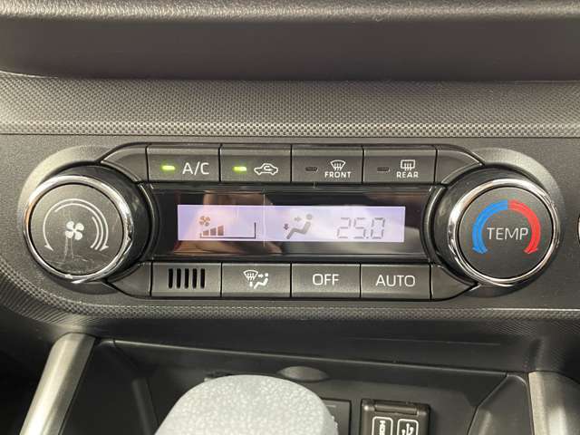 【運転席操作部】快適なドライブを楽しむための機能が装備されています！運転席から触れるので、使いやすいです！除菌プランいれていただくと、さらに清潔で安心していただけます！