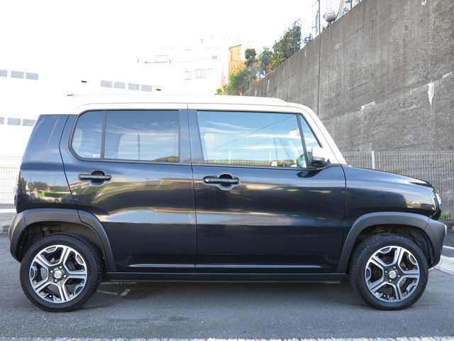 当店では月に60台の買取り入庫車両が御座います。その中でも厳選したユーザー買取り車のみを次のオーナー様へ直接販売させていただいております。