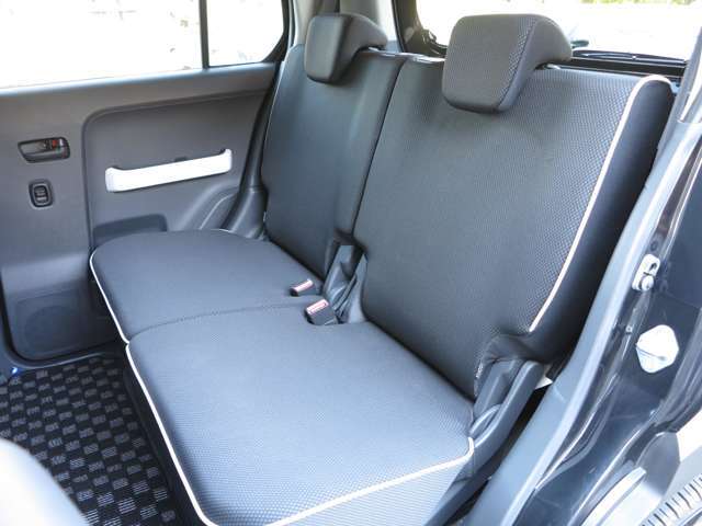 別途オプション★ボディーコーティング・希望ナンバー・室内除菌・フィルム施工・ドライブレコーダー等、社外品のお取り付けも承っておりますのでお気軽にご相談くださいませ。⇒03-6555-0053