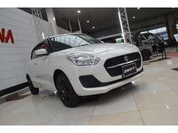 内外装、機関共とても良好なピュアホワイトパールです