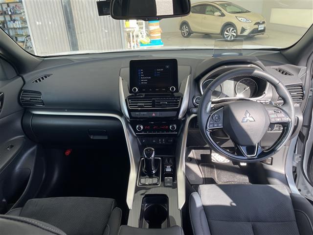 【インパネ全体】『インパネ全体』の画像になります。写真の内容に関してご不明点、ご質問等がございましたらお気軽にガリバー店舗までお問い合わせください。