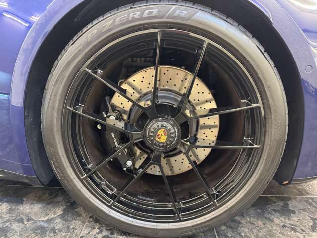 ヘッドレストのポルシェクレスト-36,000