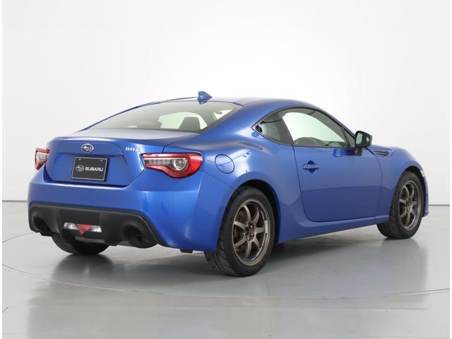 人気のスポーツカー！BRZ入荷しました！希少なR Customize Packageグレード！