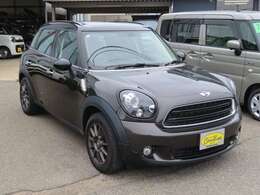 デザイン良し、実用性良しのミニ・クロスオーバー！燃費の良いディーゼルエンジン搭載モデルです！