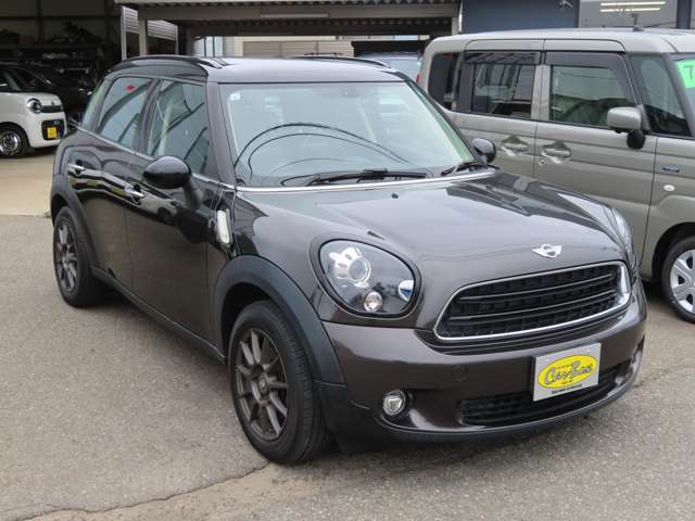 デザイン良し、実用性良しのミニ・クロスオーバー！燃費の良いディーゼルエンジン搭載モデルです！