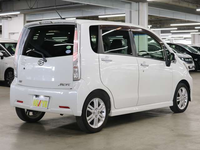 遠方（九州、沖縄除く）のお客様でも陸運局に持ちこまずに名義変更可能ですので店頭納車の場合は余計な諸費用も頂いておりません。遠方陸送納車も格安にてご納車可能です☆自走の場合は交通費相当でお届けも可能です