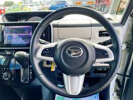 純正8インチフルセグTVナビ・SD・BT・DVD・TV・USB・HDMI走行中OK/パノラミックビュー・バックガイドモニター/ETC/純正F・Rドライブレコーダー/TRC/レザーステアリング/ステアリングスイッチ/アイドリングストップ