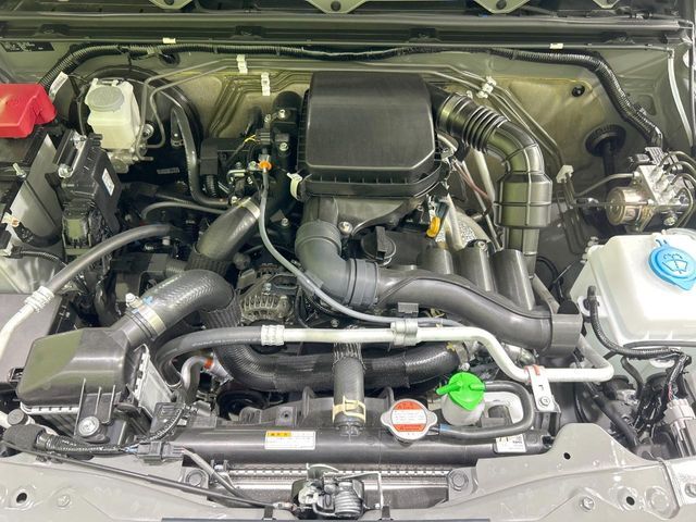 親切・丁寧な専門メカニックスタッフが応対！・車検・点検整備・事故等の修理などアフターサービスも安心。お車のカスタマイズもネクステージのサービススタッフまでご相談ください！