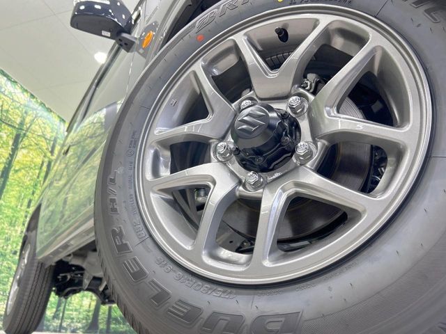 【純正16インチアルミホイール】外観にマッチした純正アルミホイールを装着しております。各種社外アルミホイールや、スタッドレスタイヤも取扱いしております。是非ご相談ください♪