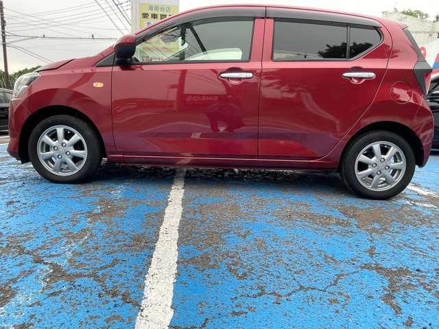 4WD☆走行1万km☆スマアシ3☆レーンキープ☆オートハイビーム☆前後誤発進抑制☆先行車発進告知☆LEDオートライト☆フルセグナビ☆ミュージックサーバー☆バックカメラ☆キーレス☆I-STOP☆禁煙車☆