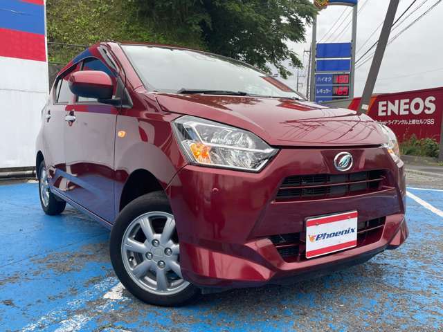 4WD☆走行1万km☆スマアシ3☆レーンキープ☆オートハイビーム☆前後誤発進抑制☆先行車発進告知☆LEDオートライト☆フルセグナビ☆ミュージックサーバー☆バックカメラ☆キーレス☆I-STOP☆禁煙車☆
